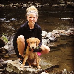 Meet your Posher, Hannah